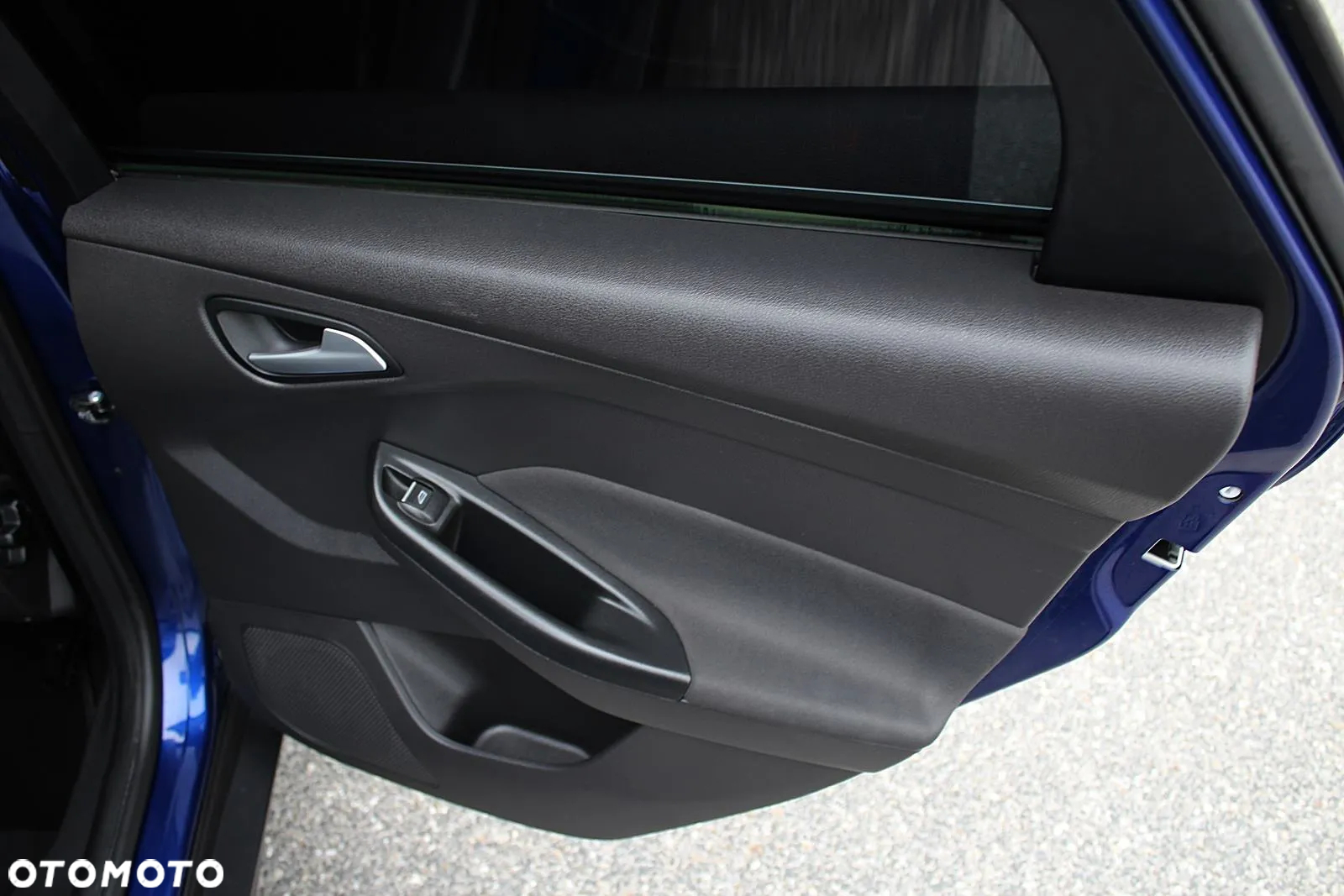 Ford Focus 1.5 EcoBlue Start-Stopp-System TITANIUM - 19