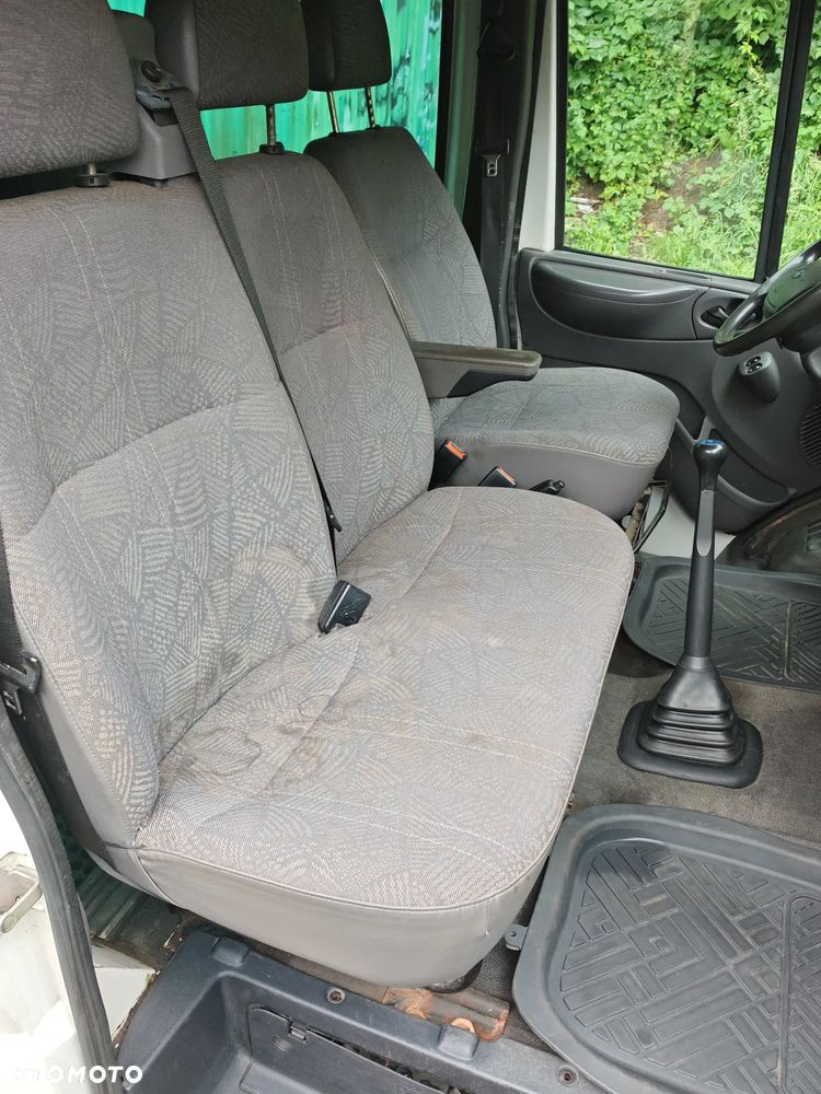 Ford Transit - 10