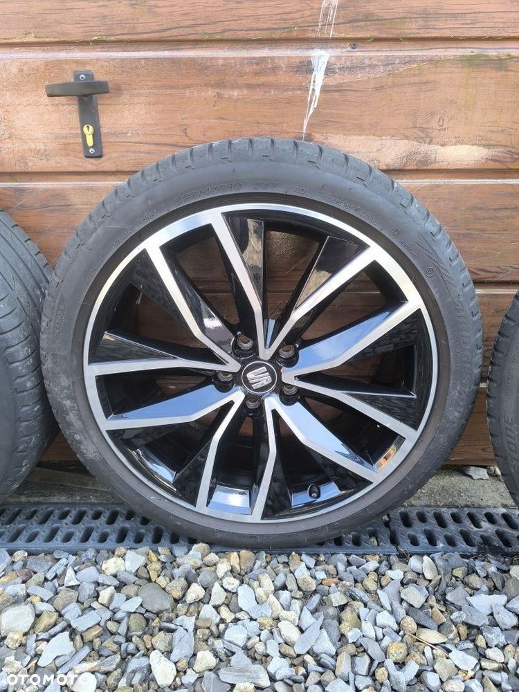 Koła Seat Ateca 19"5x112 235/40R19 - 5