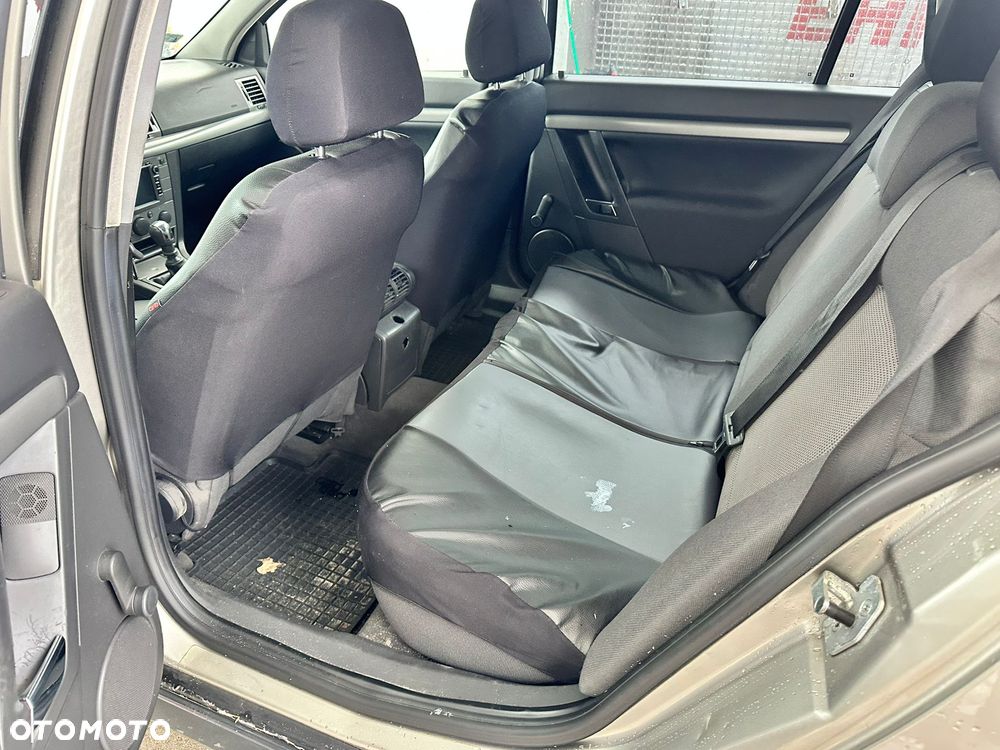 Opel Vectra 2.0 T - 4