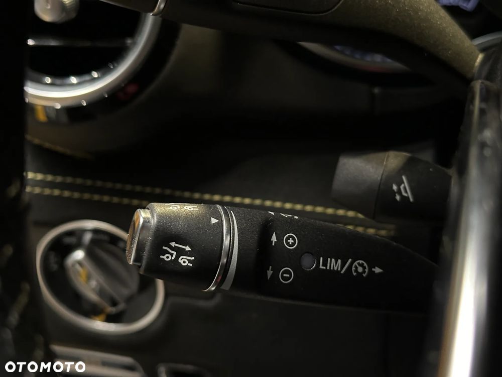 Mercedes-Benz AMG GT Speedshift 7G-DCT - 12