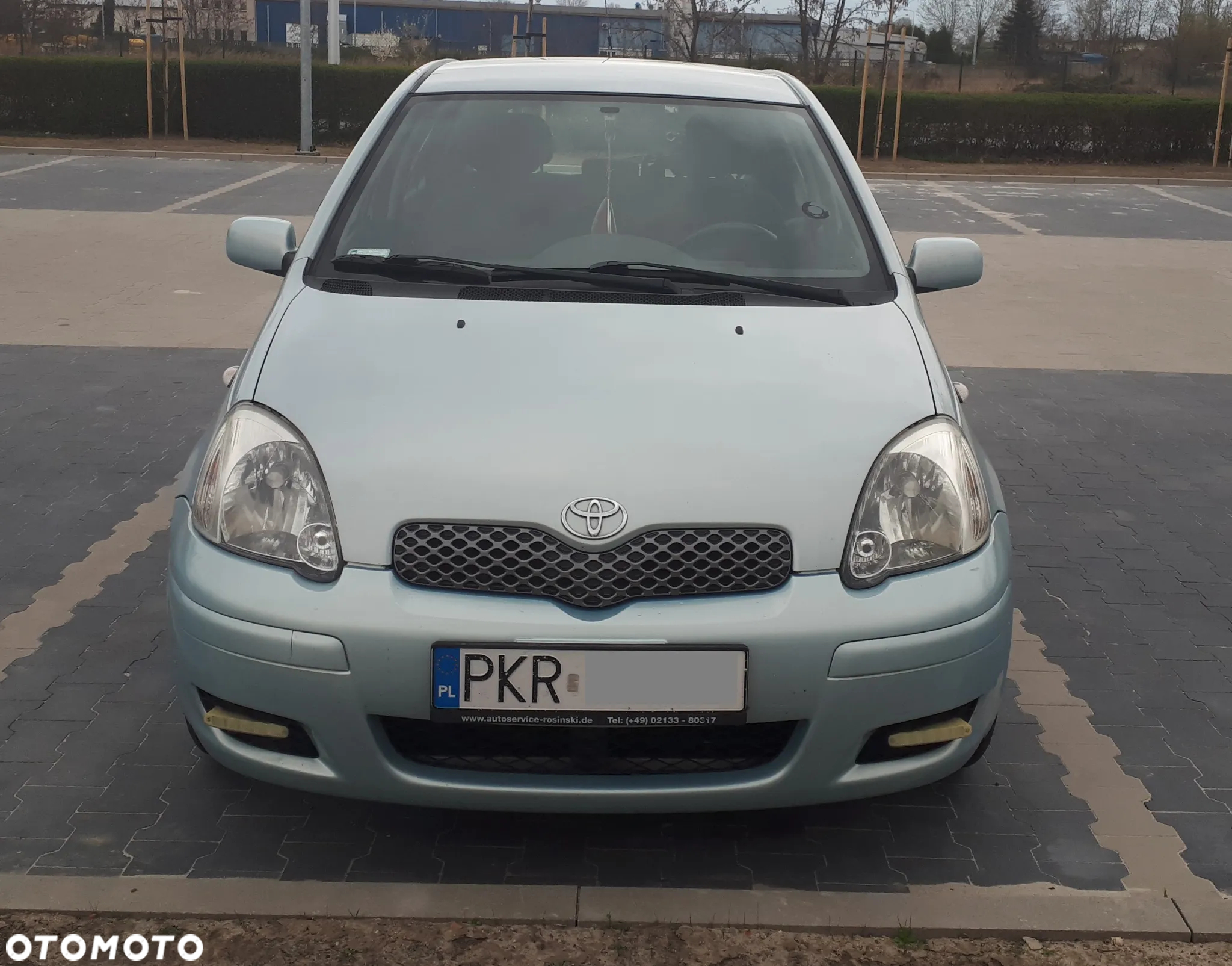Toyota Yaris 1.3 - 14