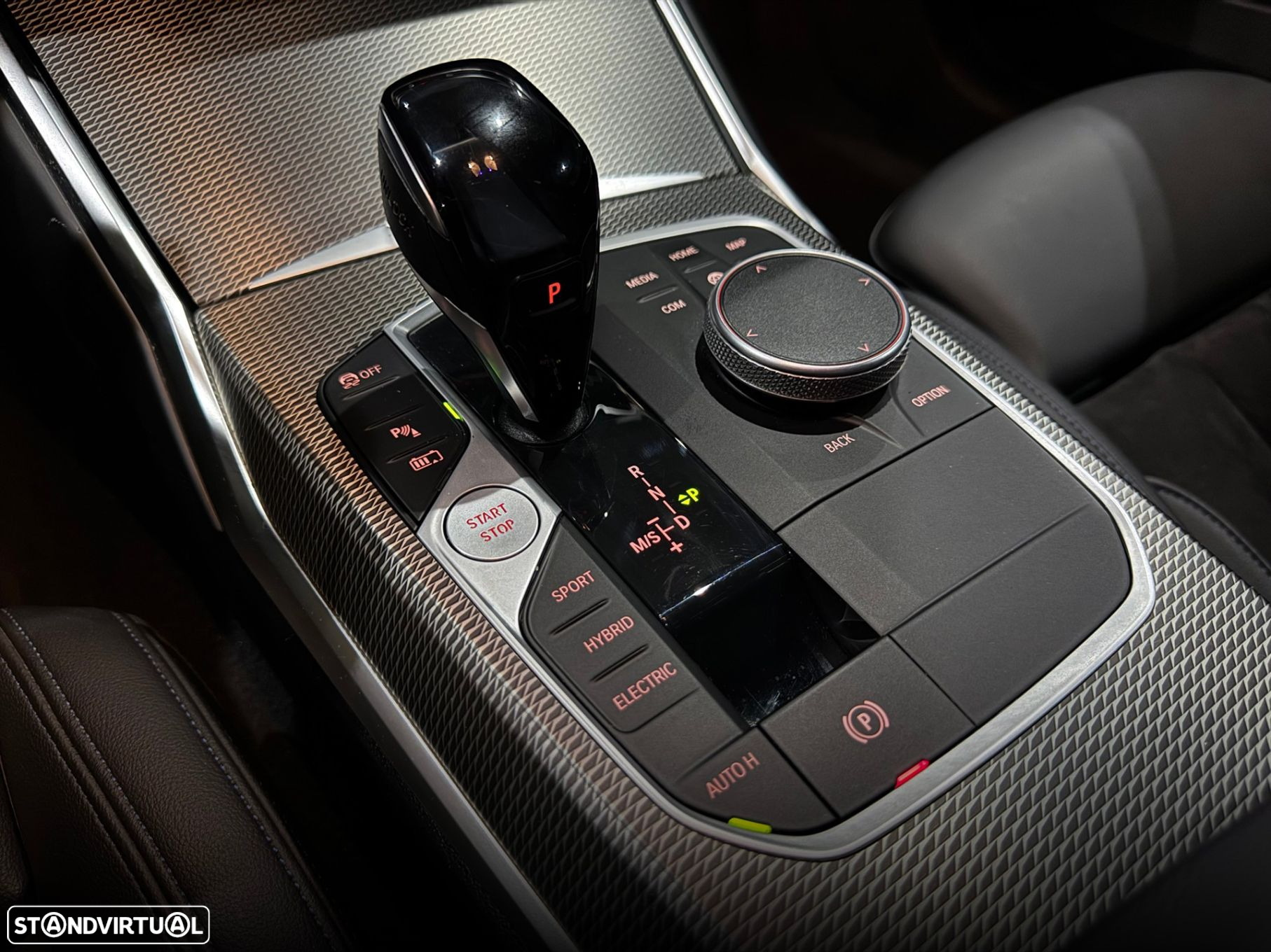 BMW 330 - 24