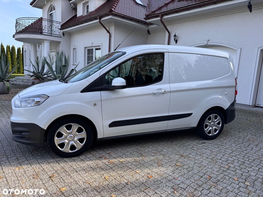 Ford Transit Courier - 3