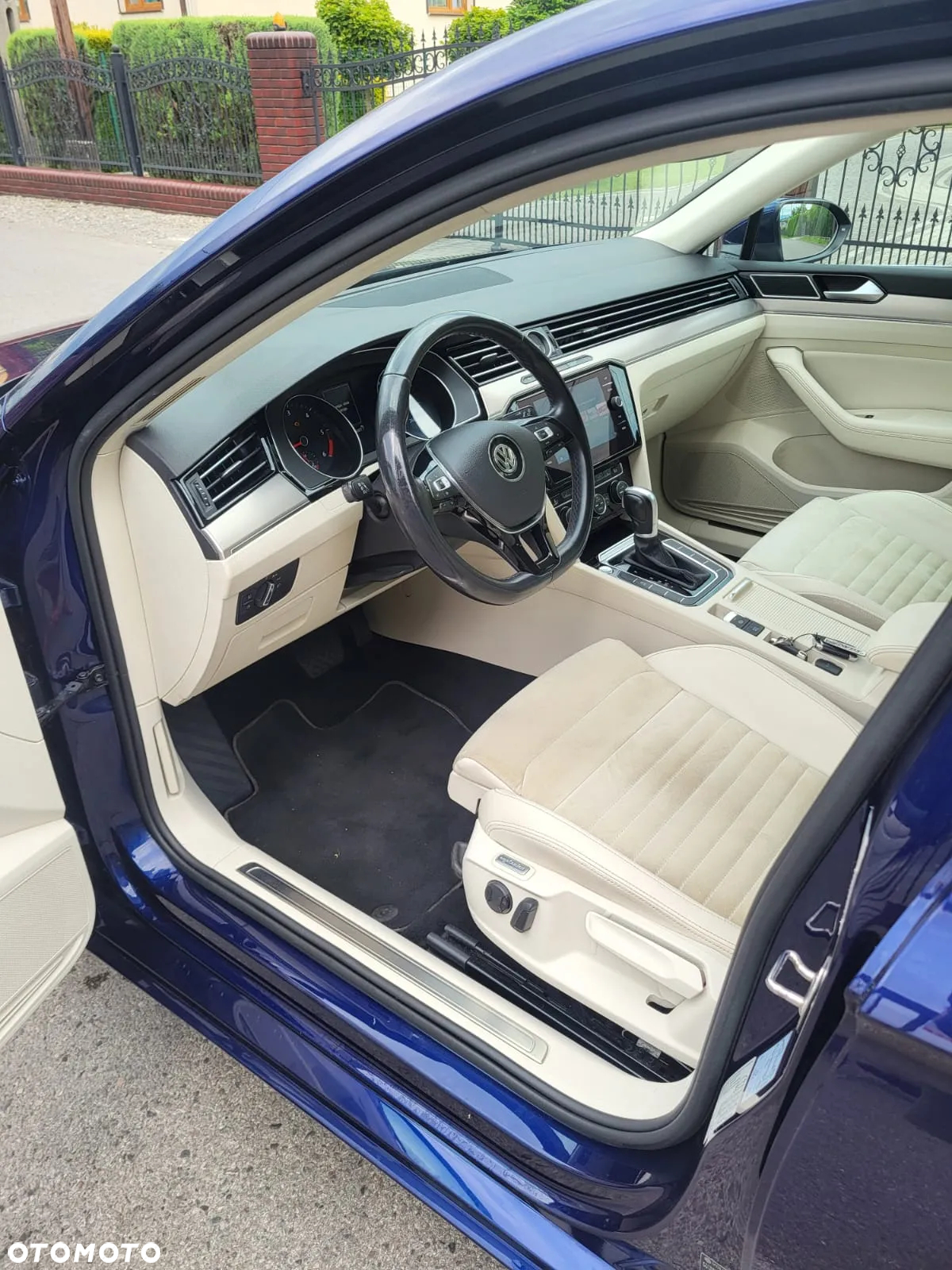 Volkswagen Passat 2.0 TDI SCR Business DSG - 9