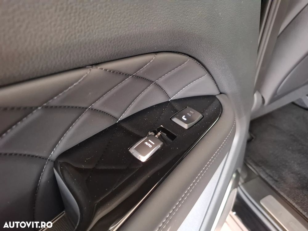 KG Mobility Rexton - 26