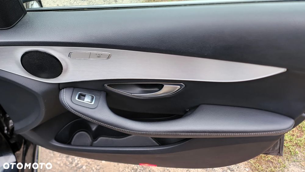 Mercedes-Benz Klasa C 180 (BlueEFFICIENCY) 7G-TRONIC Avantgarde - 22