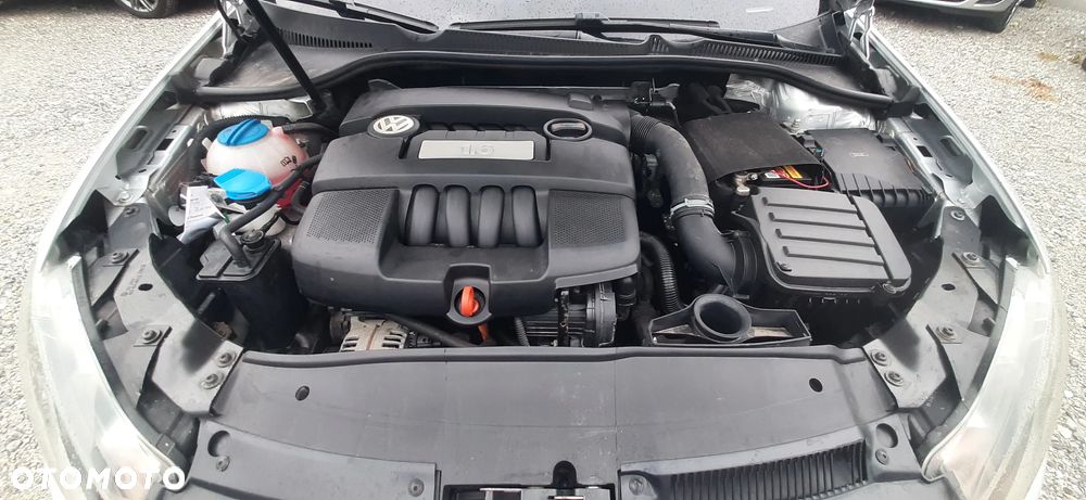 Volkswagen Golf - 39
