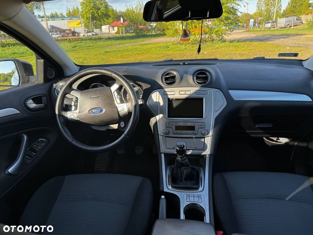 Ford Mondeo - 7