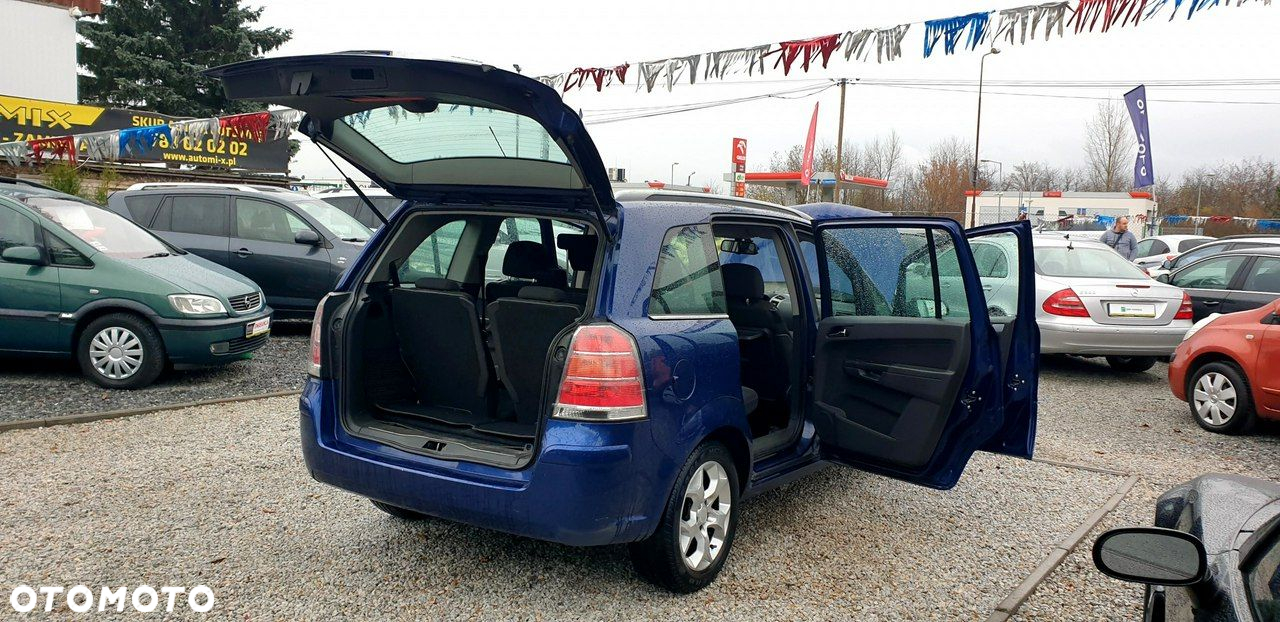 Opel Zafira - 14