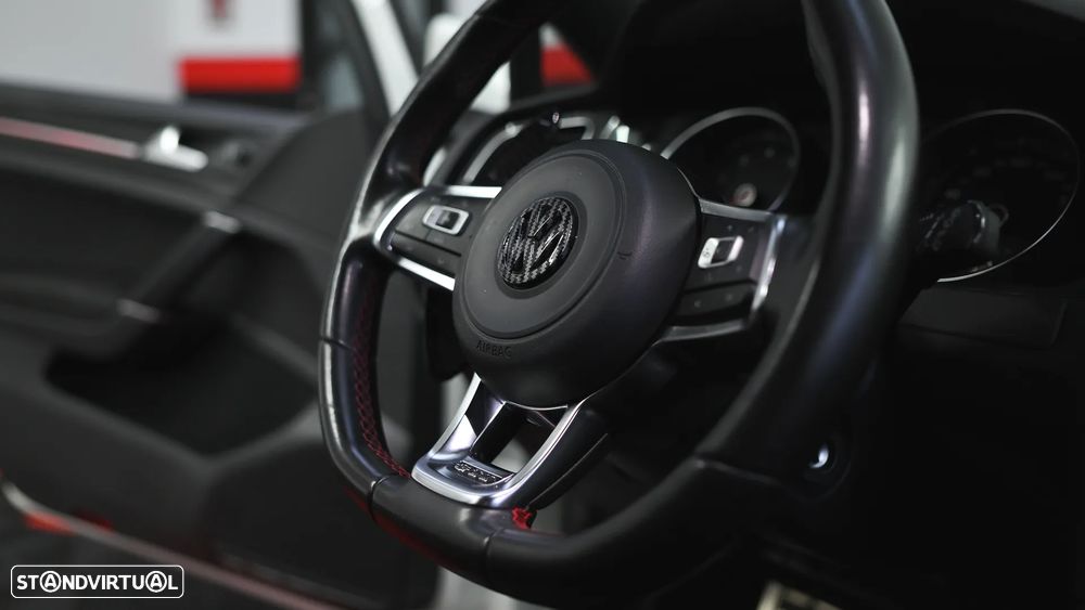 VW Golf 2.0 TSi GTi DSG Performance - 40