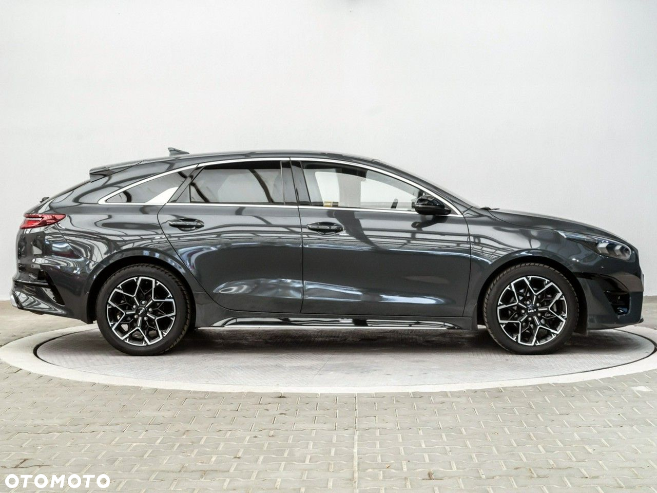 Kia ProCeed 1.5 T-GDI GT Line DCT - 4