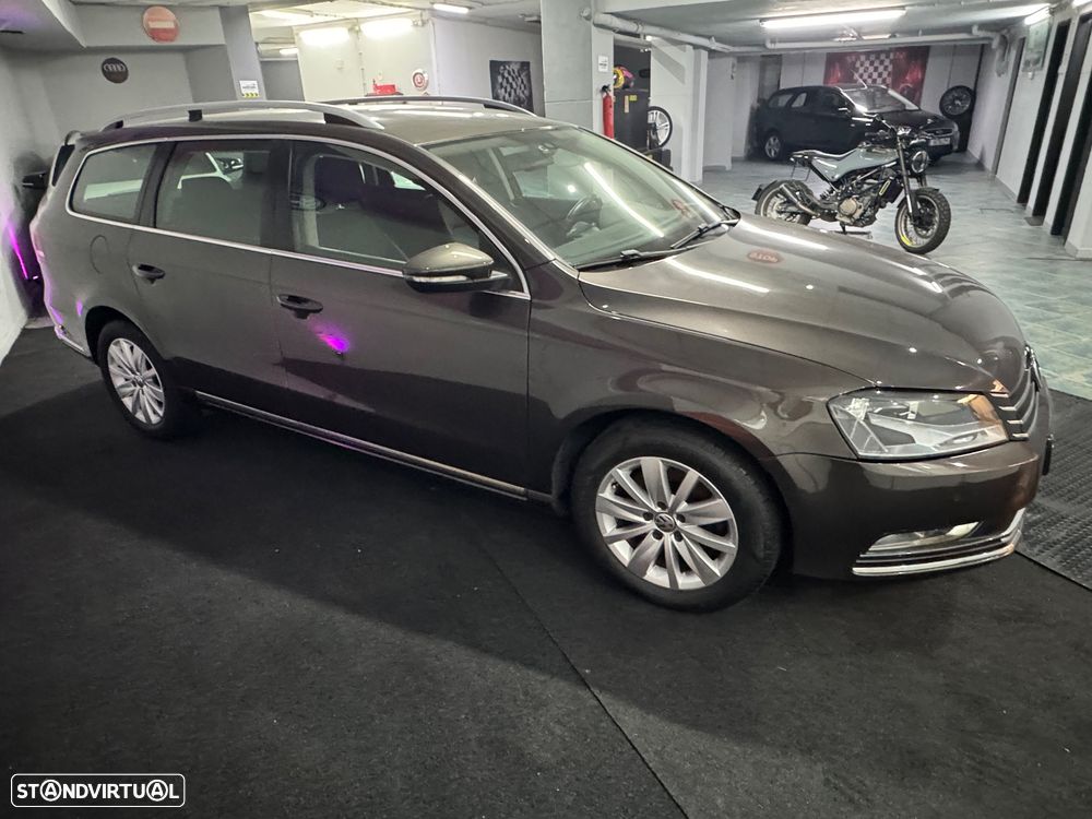 VW Passat Variant 1.6 TDI BlueMotion Highline - 6