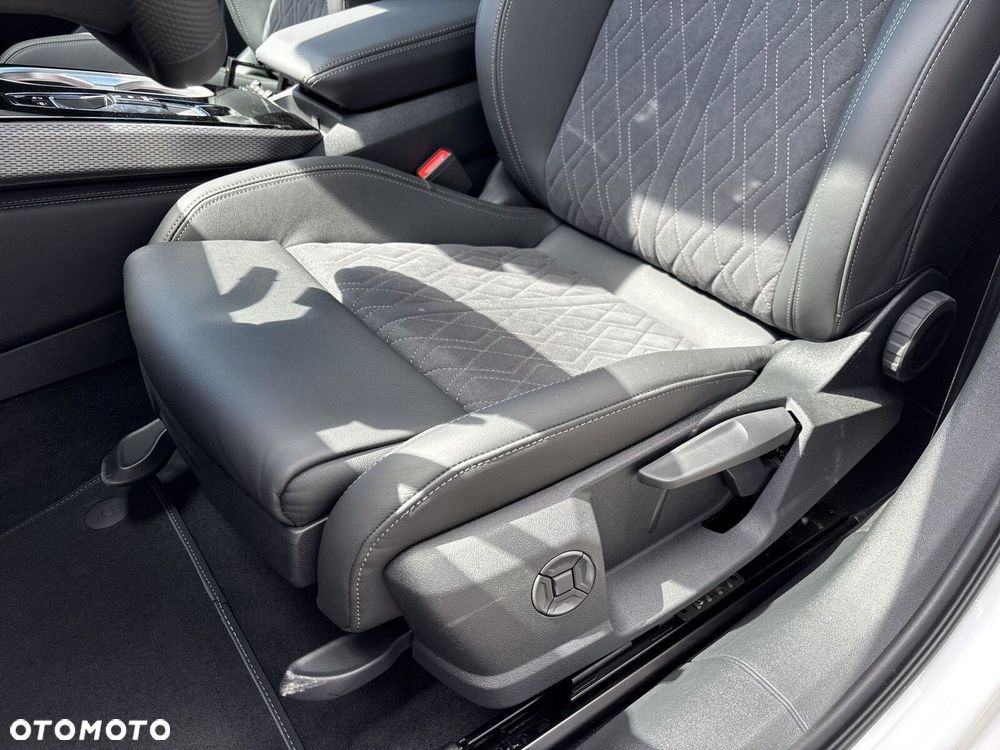 Audi A6 Avant TDI mHEV Quattro S tronic - 13
