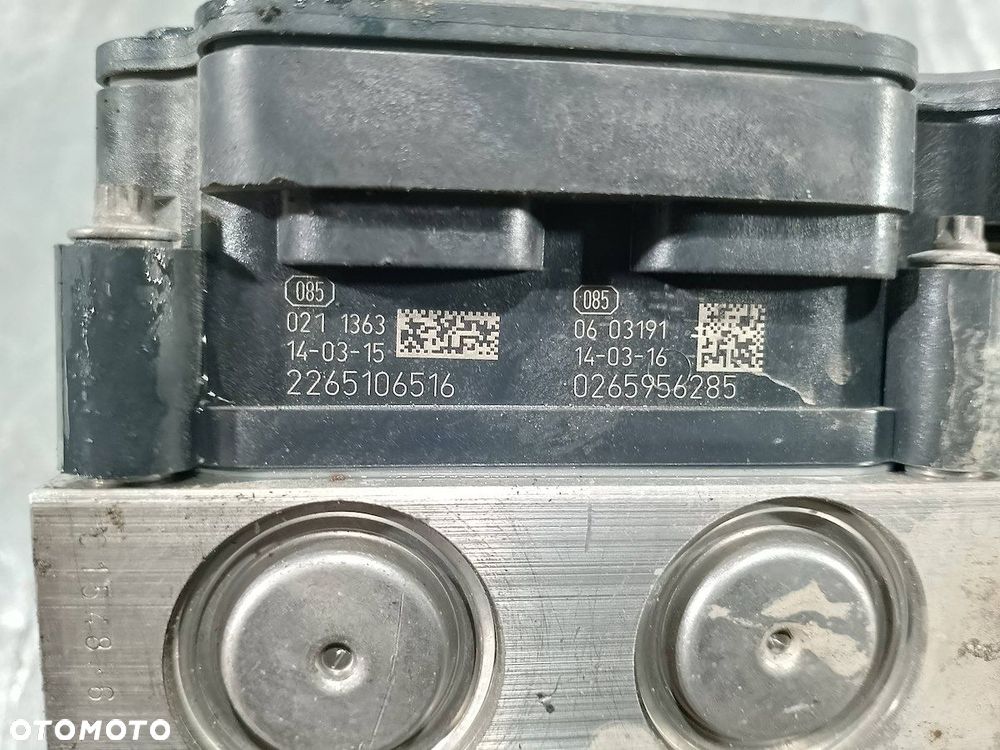 POMPA ABS RENAULT CLIO IV ( 12- ) 476605492R 1.5 dci - 4