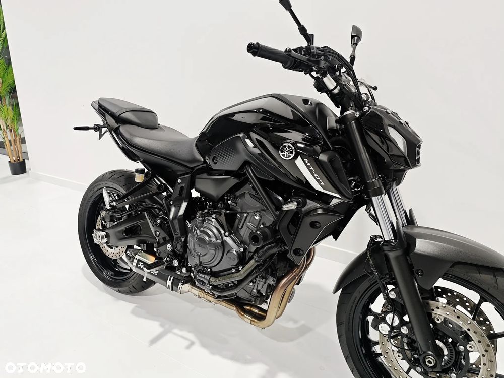 Yamaha MT - 8