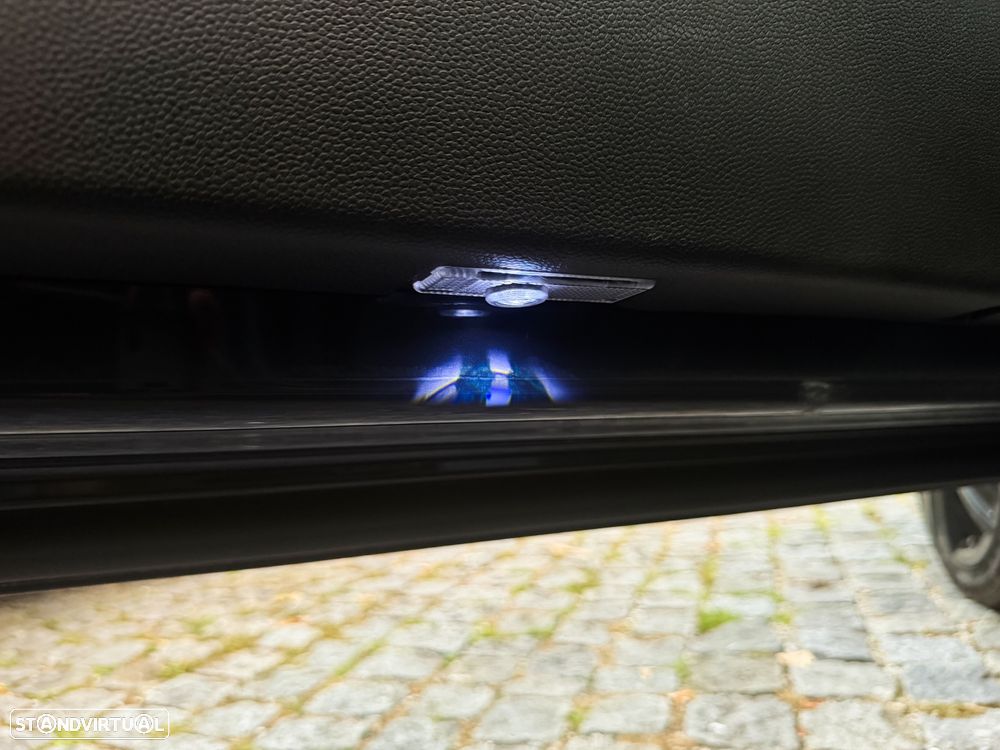 MINI 3 Portas John Cooper Works Aut. - 18