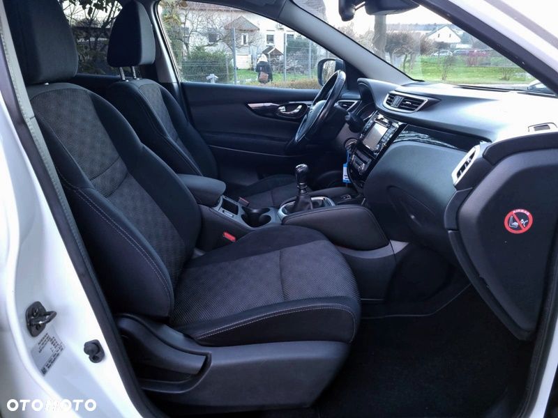 Nissan Qashqai 1.2 DIG-T TEKNA+ - 12