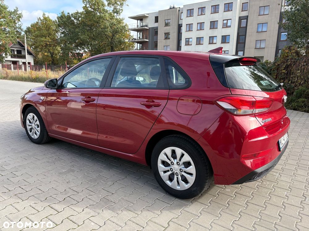 Hyundai i30 1.0 T-GDI Classic + DCT - 12
