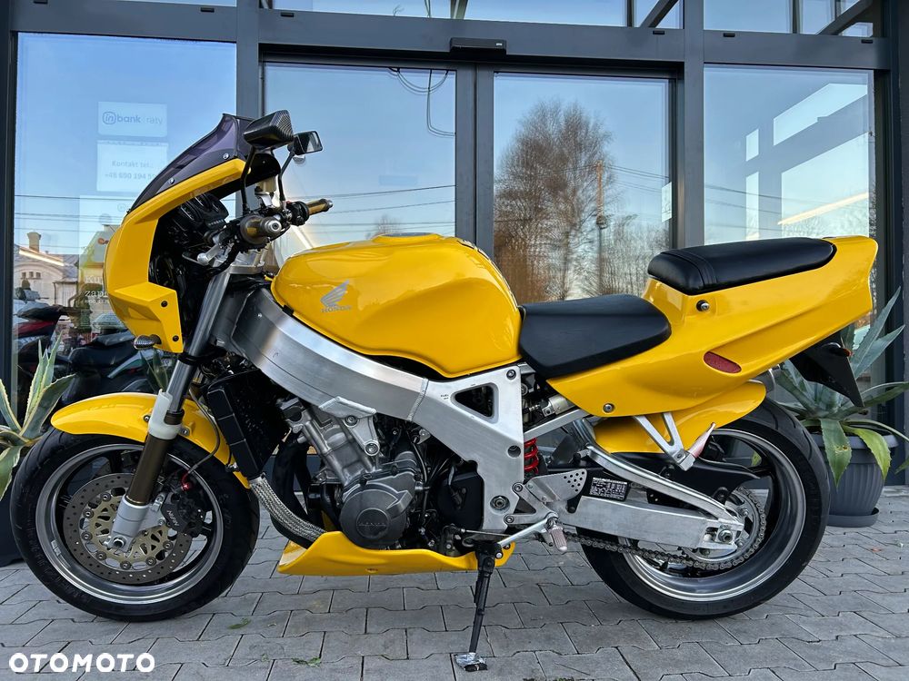 Honda CBR - 3