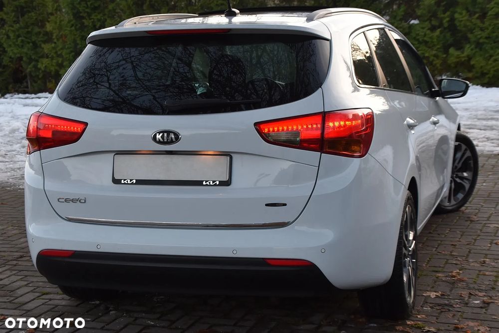 Kia Ceed - 6