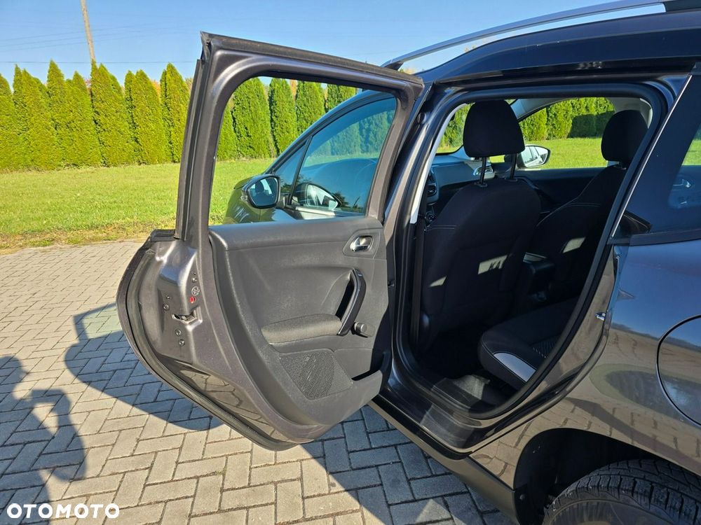 Peugeot 2008 - 17