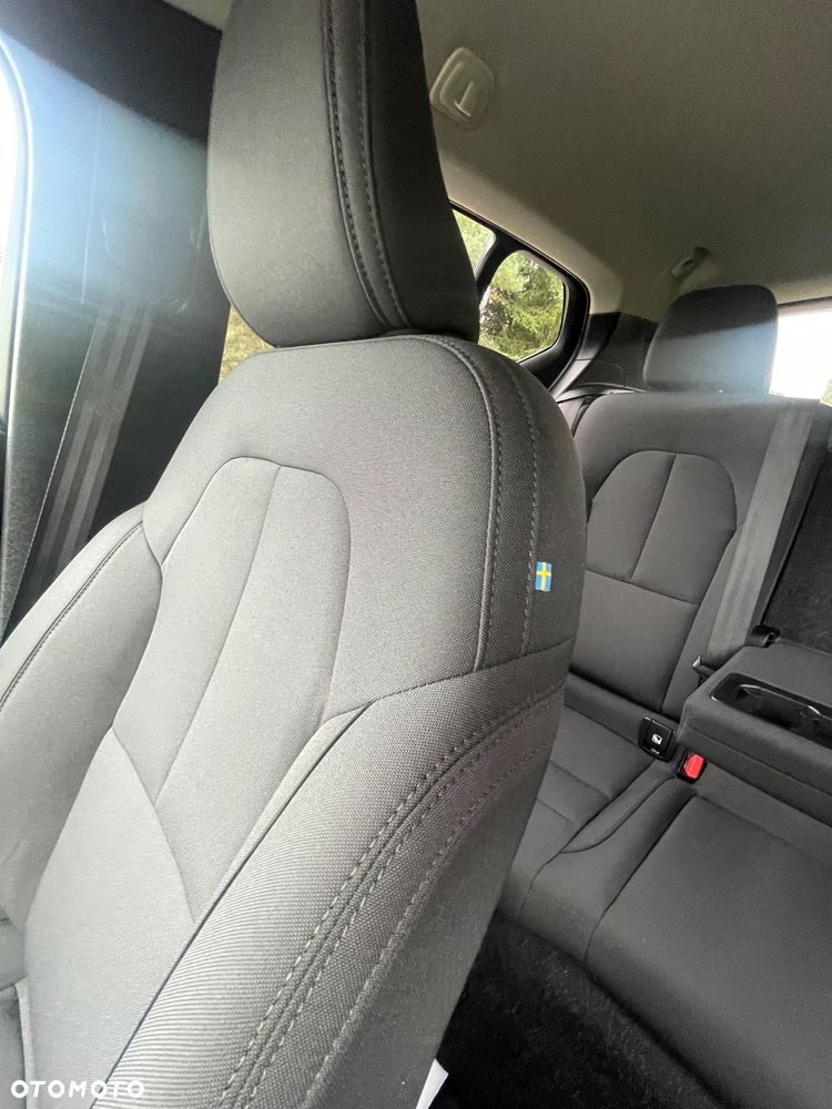 Volvo XC 40 D3 Momentum Pro - 22