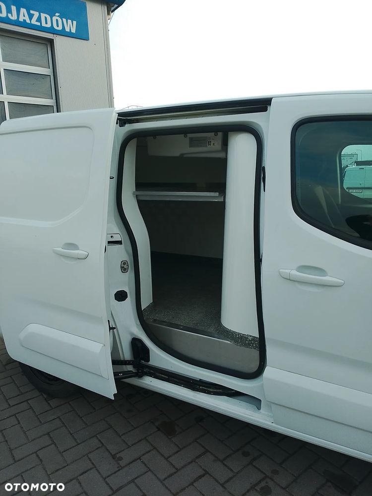 Peugeot Partner Proace Berlingo Combo Doblo L2 Izoterma Chłodnia Salon PL półka Inox 3 osoby - 15