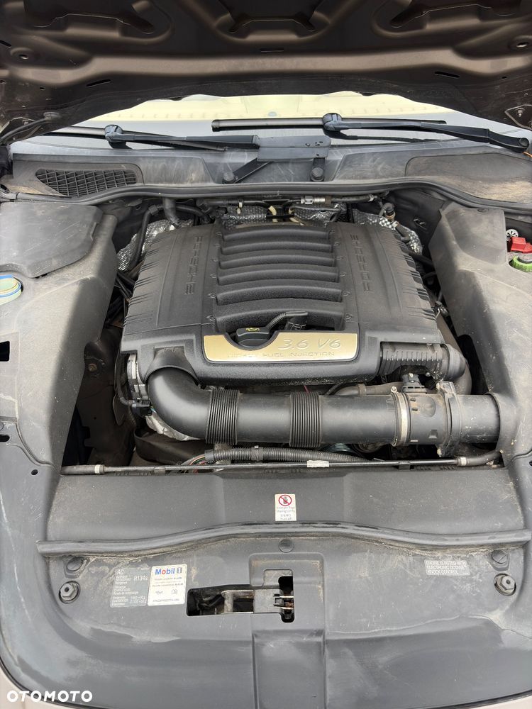 Porsche Cayenne - 10