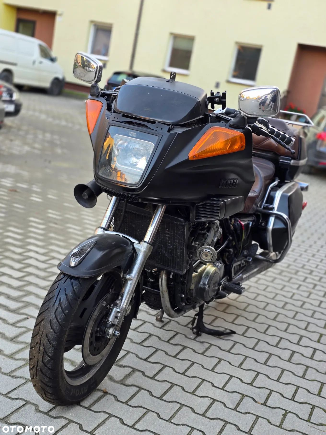 Yamaha XVZ - 24