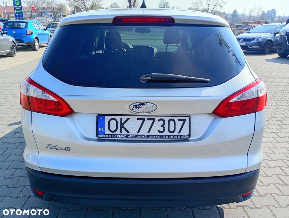 Ford Focus 1.6 Edition - 17
