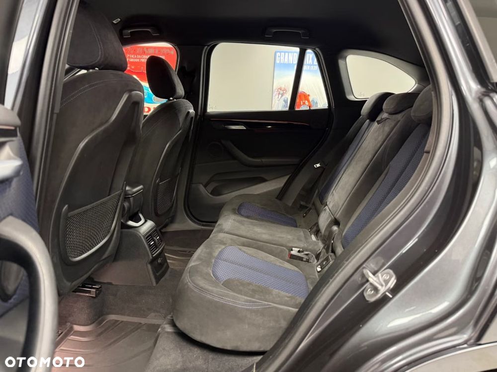 BMW X1 sDrive18d M Sport - 16