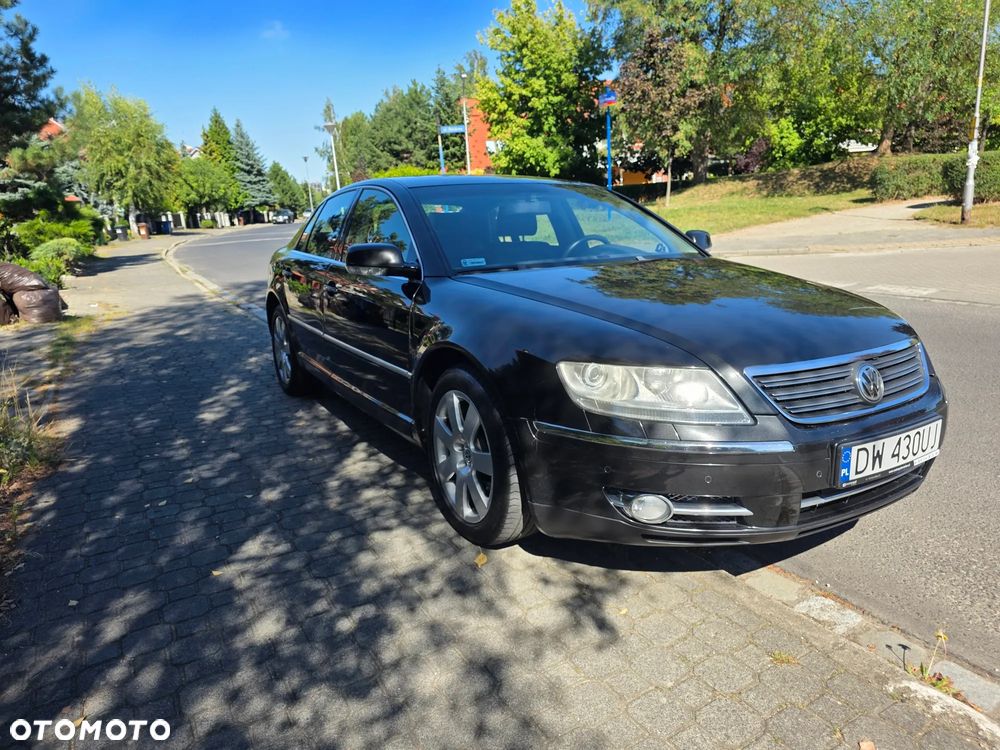 Volkswagen Phaeton - 17