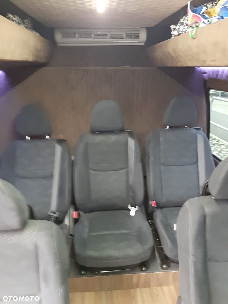 Volkswagen Crafter 30 TDI - 11