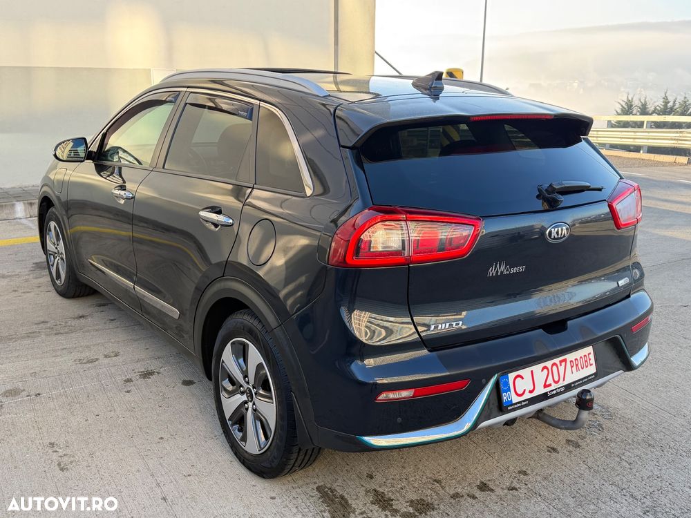 Kia Niro 1.6 GDI PHEV 2WD Aut. Spirit - 3