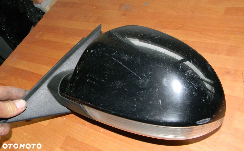 lusterko lewe VW PASSAT B5 LIFT FL 04-05 z kierunkiem Europa - 1