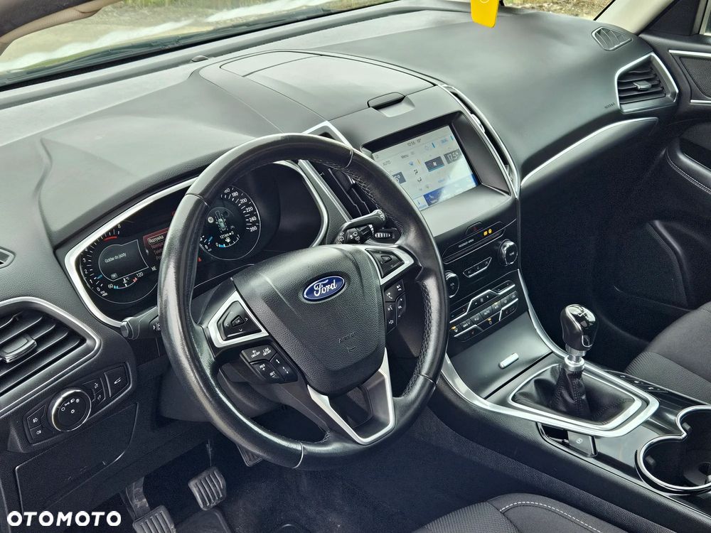 Ford S-Max 1.5 EcoBoost Titanium - 9