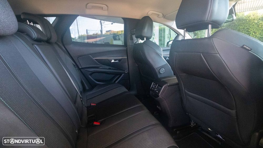 Peugeot 3008 1.5 BlueHDi Allure EAT8 - 10