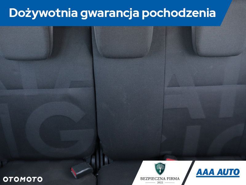 Opel Agila - 12