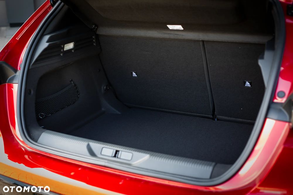Peugeot 308 1.2 mHEV Allure S&S e-DCS6 - 30