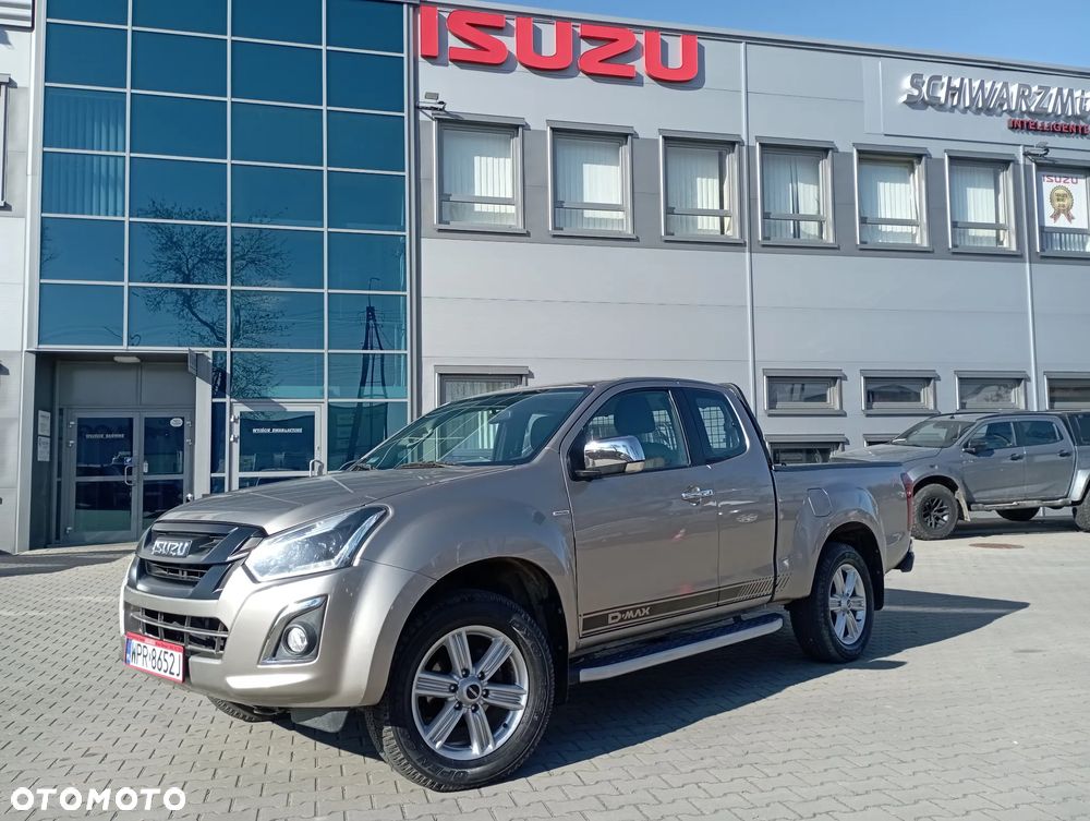 Isuzu D-Max 1.9 EC LS+ - 6