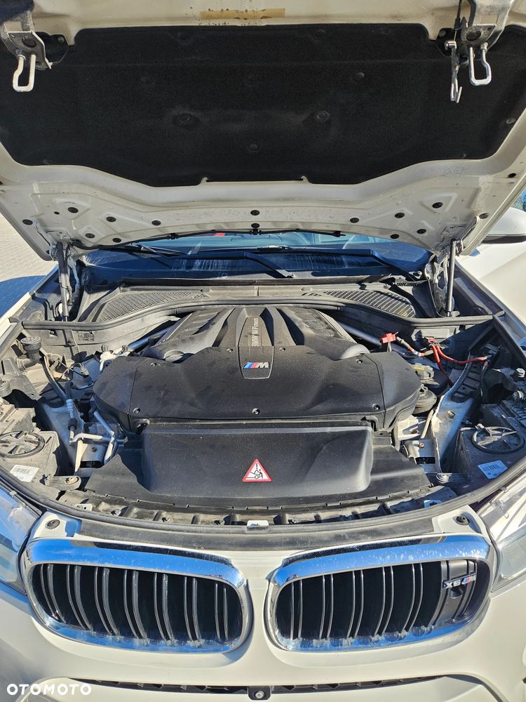 BMW X6M - 13