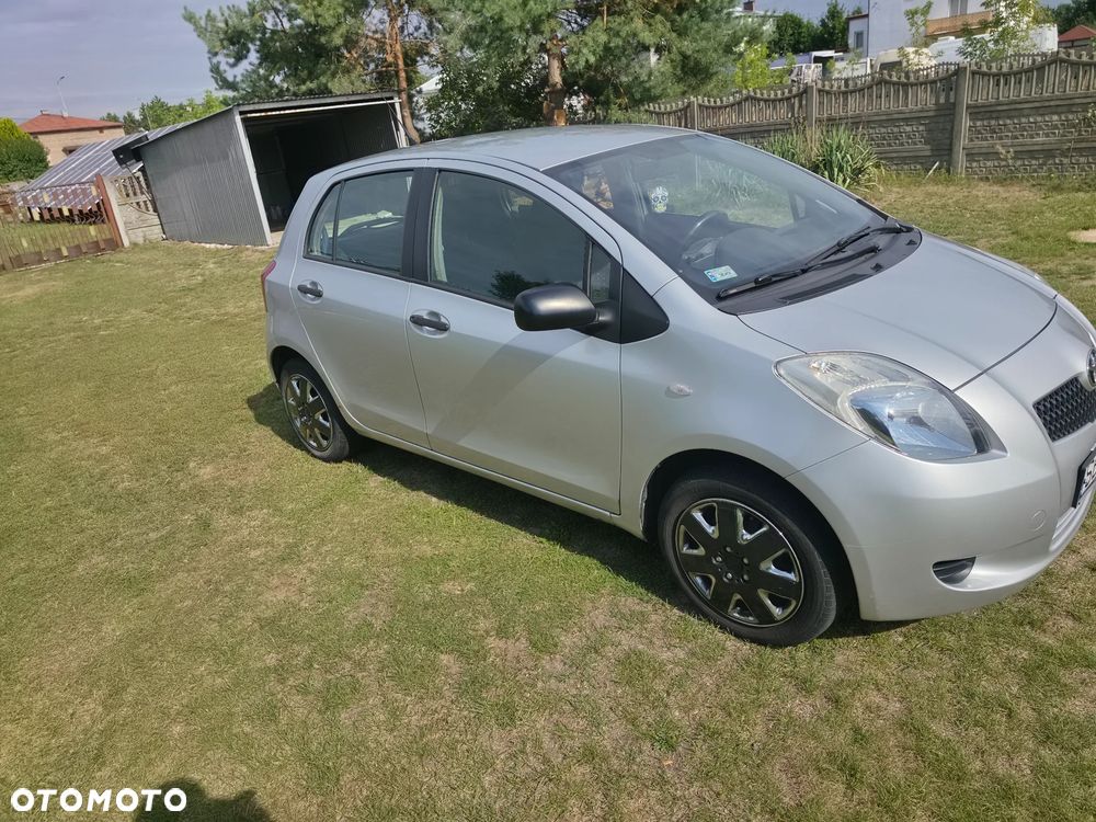 Toyota Yaris 1.0 Luna - 6