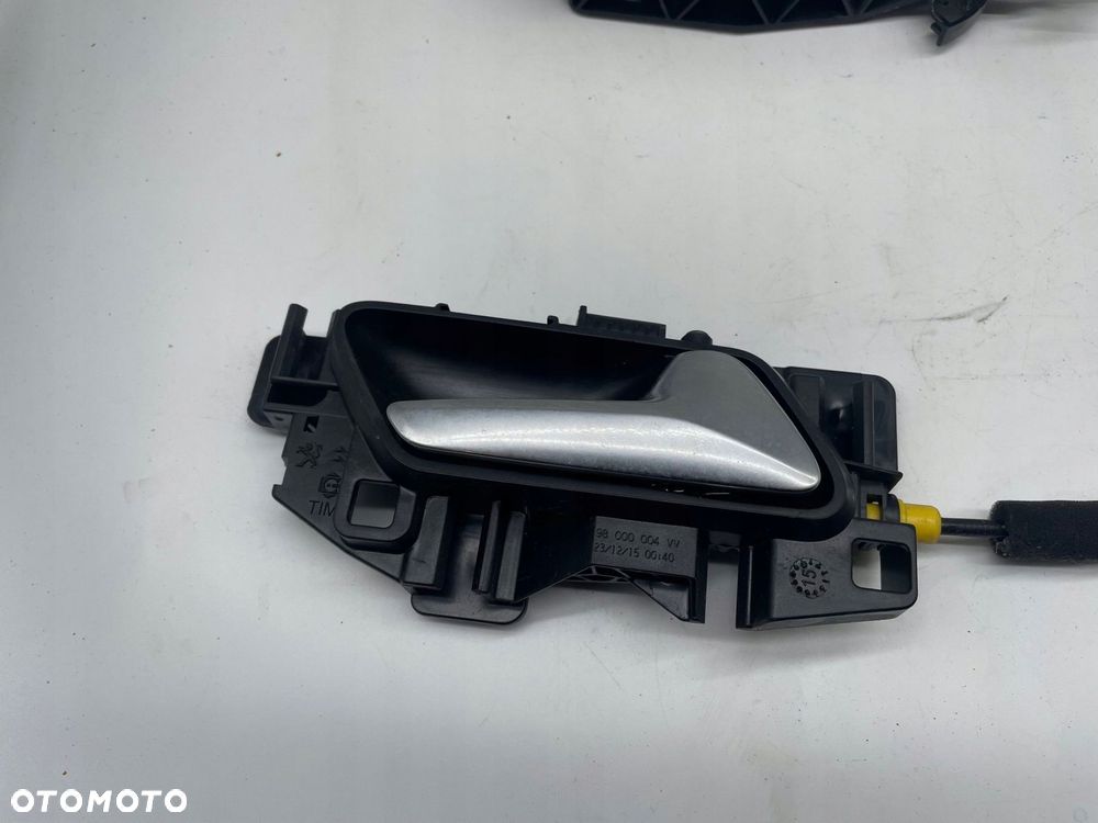 zamek drzwi tylny tył prawy peugeot 308 9810309880 - 3