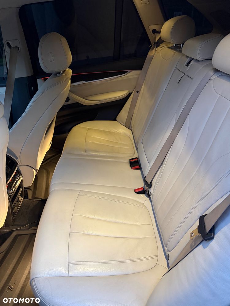 BMW X5 xDrive35i - 9