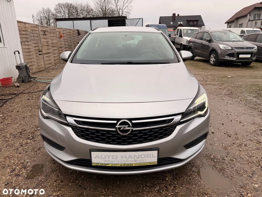 Opel Astra 1.6 CDTI Enjoy - 18