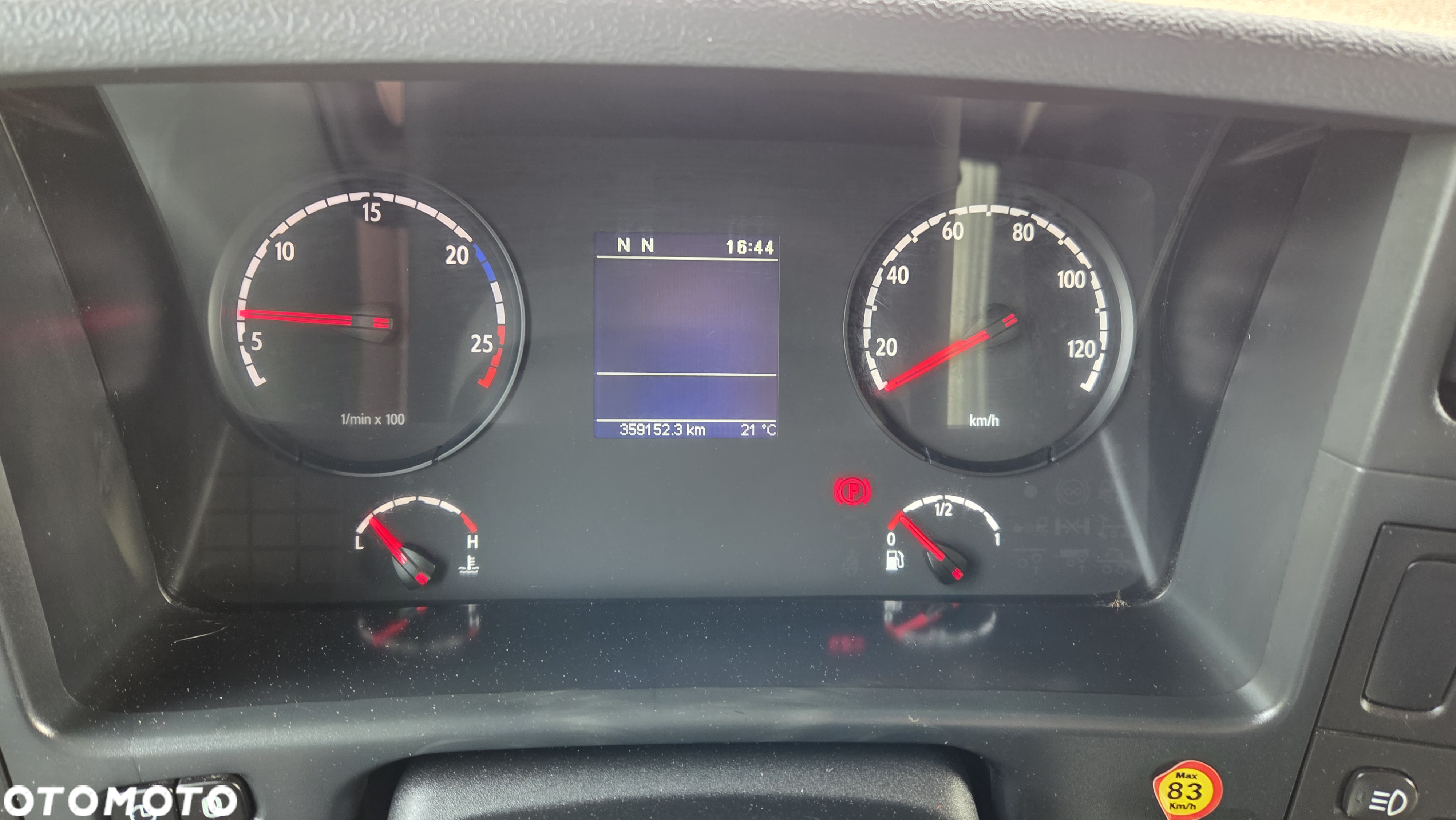 Scania P 280  izoterma 4x2 EURO 5 otwierany bok kontener - 6