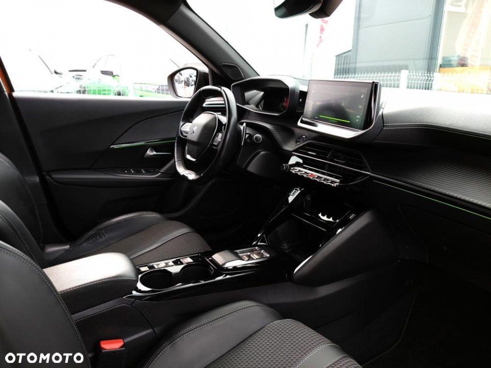 Peugeot 2008 - 21