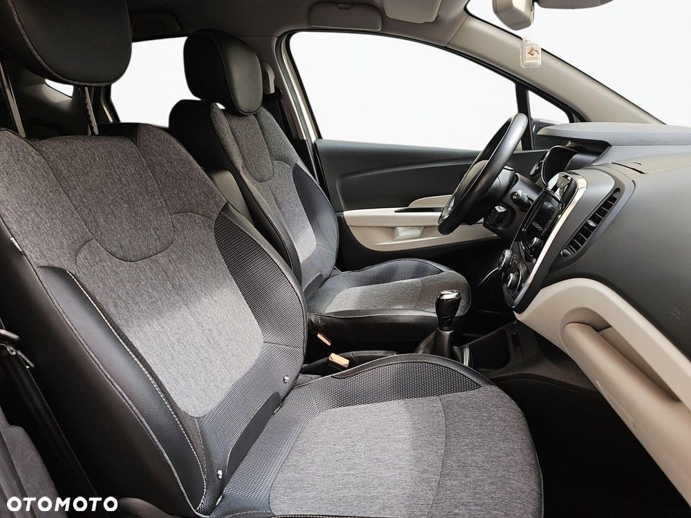 Renault Captur - 17