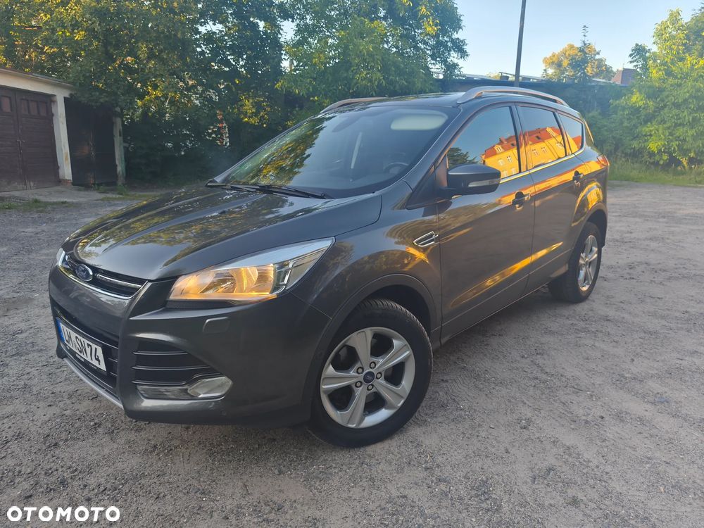 Ford Kuga - 1